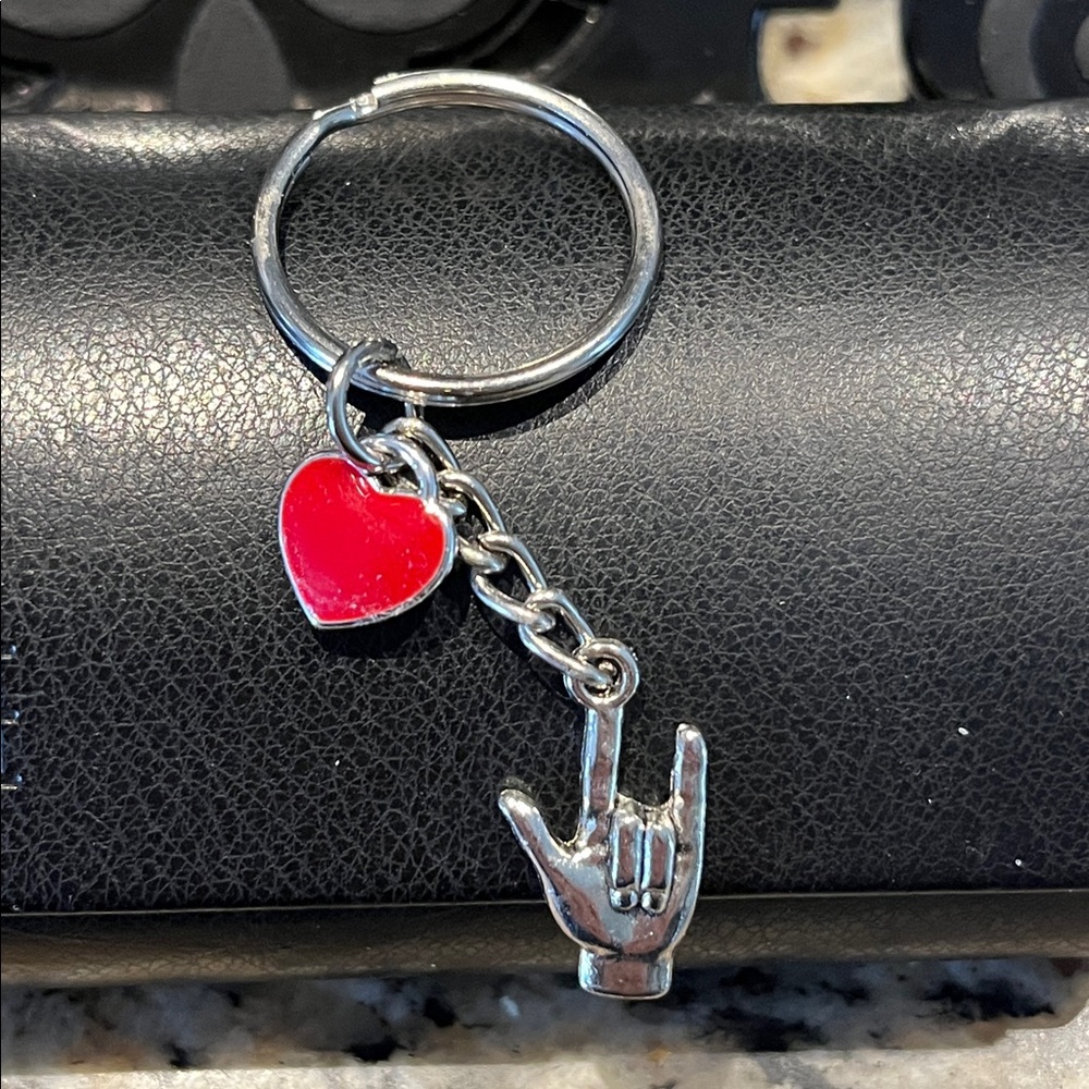 NEW ASL “I Love You” Heart Keychain – Deaf Pride / Sign Language Gift